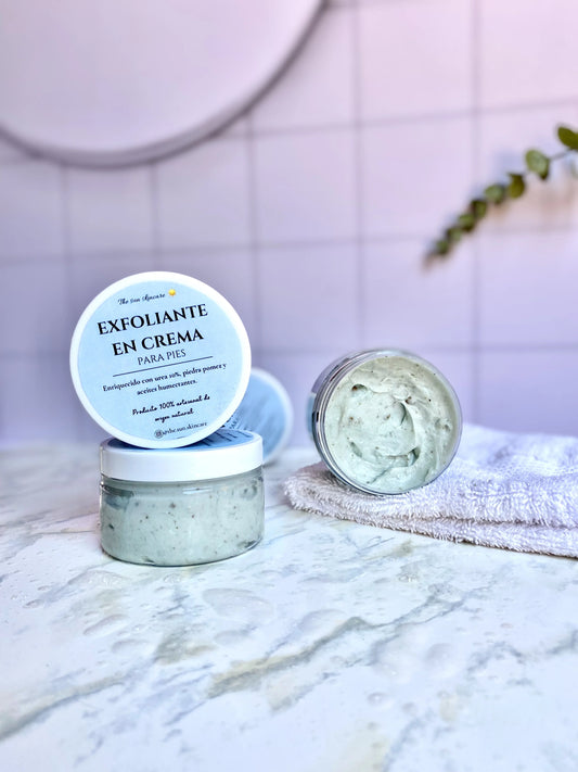 Crema exfoliante para pies – elimina durezas